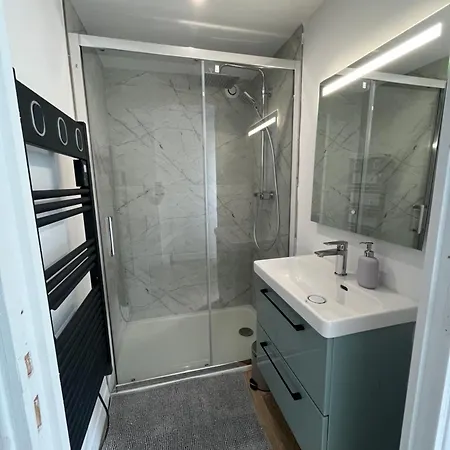 Ushuaia - Nid Paisible *